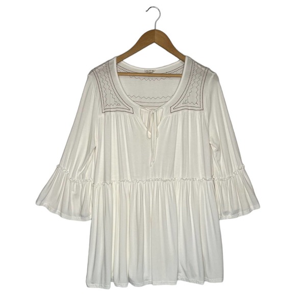 POL Dress Womens M Tiered Mini Embroidered Flutter Sleeve Keyhole Tie Neck Cream - Picture 1 of 13